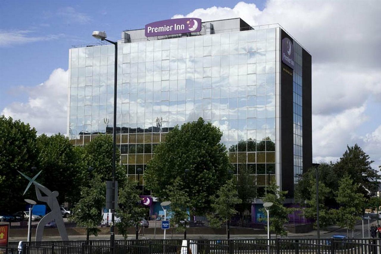 Premier Inn London Wembley Park Exterior photo